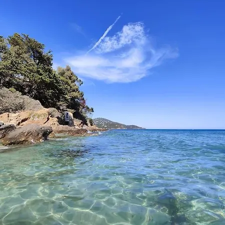 A Pramousquier דירה *